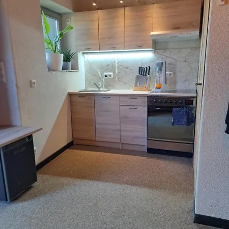 Macskajaj Vendeghaz * Mecseknádasd